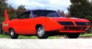 Carro Plymouth