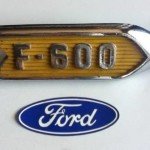 Emblema de carro antigo Ford F600