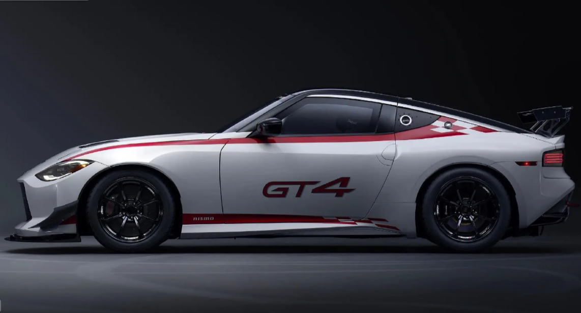 Nissan GT4