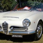 Foto do carro antigo Alfa Romeo Giulia Spider