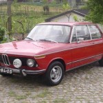 Foto do carro antigo BMW modelo 1502 ano 1971