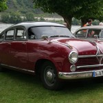 Foto do carro antigo Borgward modelo 2400