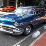 Foto do carro antigo Chevrolet Bel Air ano 1957 lateral