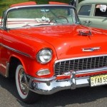 Foto do carro antigo Chevrolet Bel Air conversivel cor vermelho