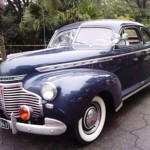 Foto do carro antigo Chevrolet Master coupe ano 1941 lateral