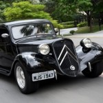 Foto do carro antigo Citroen Traction Avant 11BL ano 1947 frente