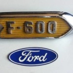 Emblema de carro antigo Ford F600