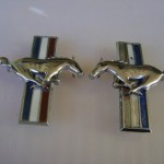 Emblema de carro antigo Ford Mustang lateral