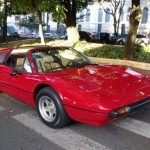 Foto do carro antigo Ferrari modelo 308 GTB