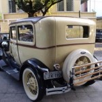 Foto do carro antigo Ford modelo T ano 1928