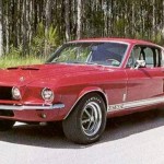 Foto do carro antigo Ford Mustang GT 500