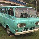 Foto do carro antigo Ford Van ano 1960 lateral