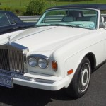 Foto do carro antigo Rolls-Royce Corniche