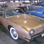 Foto do carro antigo Studebaker Avanti ano 1963