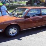 Foto do carro antigo Volkswagen Brasilia ano 1974