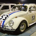 Foto do carro antigo Volkswagen Fusquinha replica Herbie original