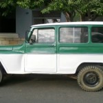 Willys Rural cor verde